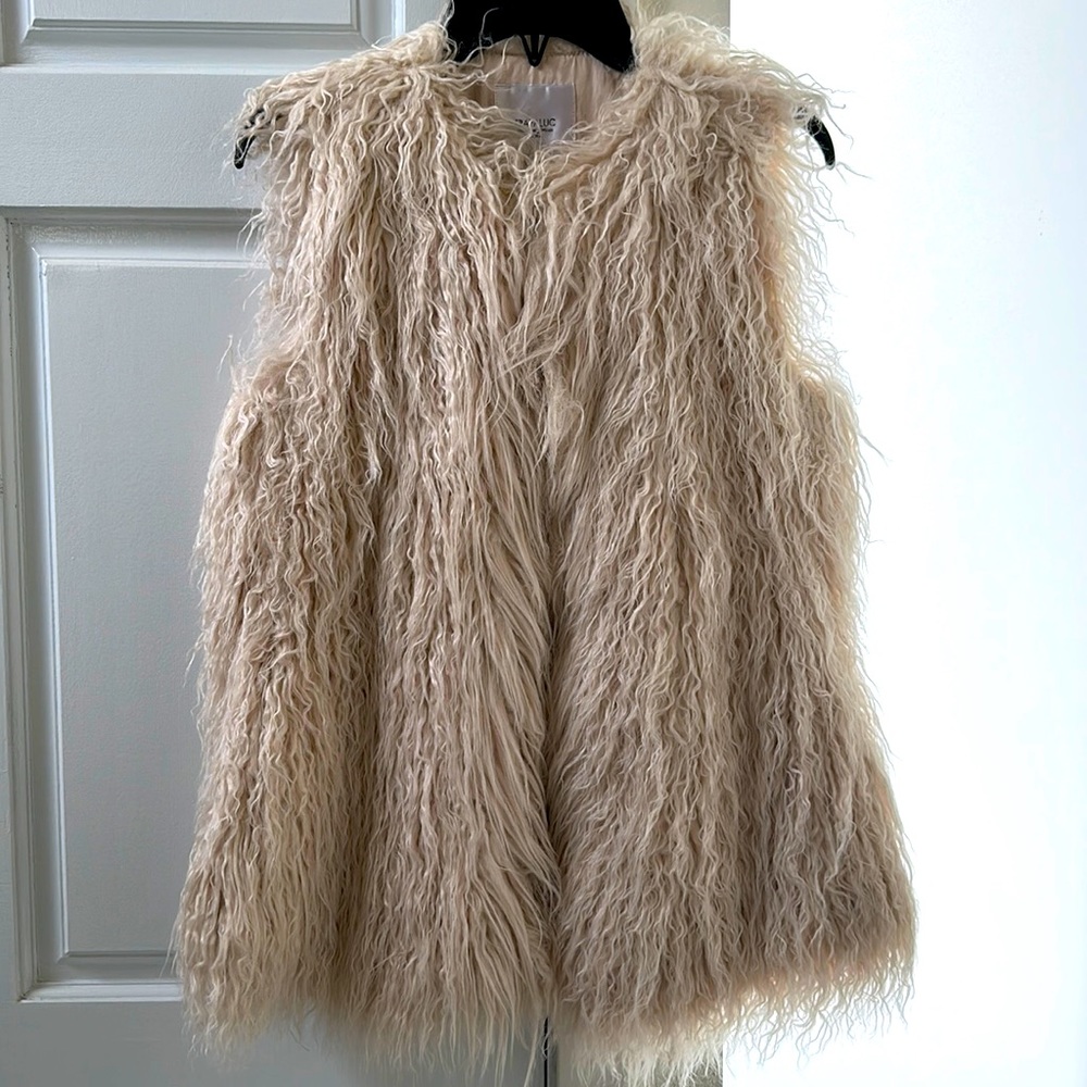 ZARA Faux Fur Vest in light pink SZ M in perfect condition